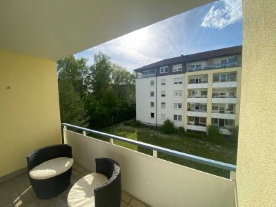 lichtdurchflutete 3-Zimmer-Wohnung mit Balkon in Nürnberg/Rehhof