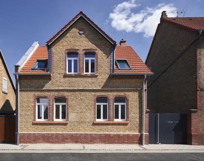 Liebevolles, kernsaniertes Einfamilienhaus in Hochheimer Kernstadt