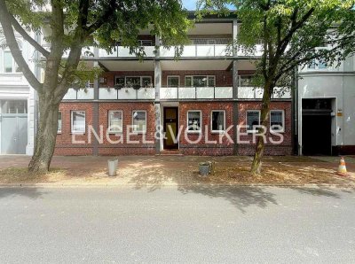 Moderne Dachgeschosswohnung zur Miete – Top Lage