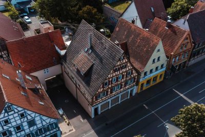 Historische Substanz trifft modern - kreative Nutzungsoptionen - Wohn-und Geschäftshaus