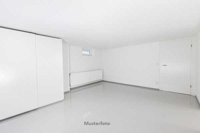 3½-Zimmer-Wohnung nebst Balkon