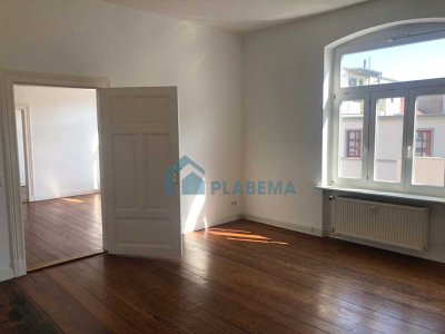 3- Zimmer- Altbauwohnung in der Werdervorstadt mit neuwertiger Einbauküche