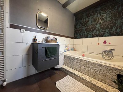 Schönes Reihenmittelhaus in ruhiger Lage, Grenze Hiltrop nähe Gysenbergpark