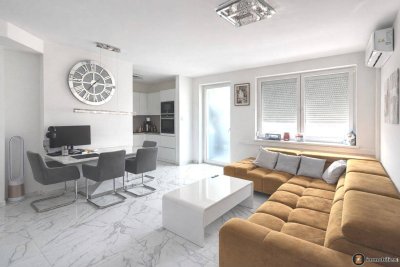 Moderne Eigentumswohnung mit Loggia &amp; Parkplatz