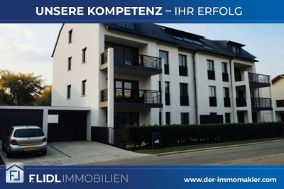Mietwohnung 3 Zimmer Wohnung in 7 Fam. Haus /Mehrfamilienhaus -EG mit Terrasse
