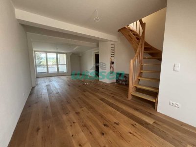 Erstbezug nach Kernsanierung! 3-Zimmer Wohnung mit Spitzboden - Wohnen in der Altbau-Villa!