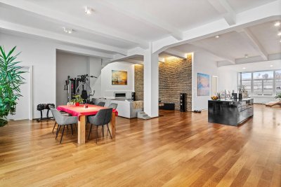 Wohnen mit Charakter: Exklusives, geräumiges Loft in der Ankerbrotfabrik