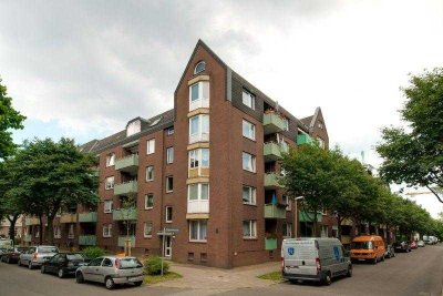 Hoch hinaus mit viel Platz: Gemütliche 3-Zimmer-Wohnung unter dem Dach