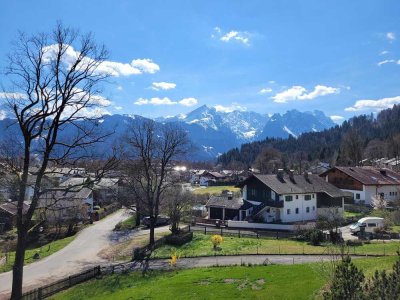 Großzügige 3-Zimmer-Whg. in schöner, erhöhter Südausrichtung mit TG, Ortsteil Garmisch
