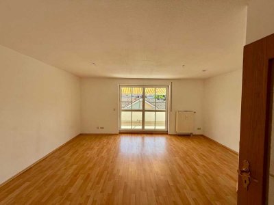 Sonnige 1-Zimmer-Wohnung mit Duplex-Garage und Balkon