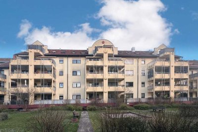 Charmante 3-Zimmer-Wohnung mit Balkon und 2 Tiefgaragenstellplätzen in Mannheim Rheinau