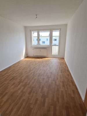 3-Zimmer Wohnung, frisch saniert, im 3. OG in Löcknitz