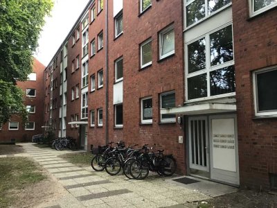 Renovierte 2,50-Zimmer-Wohnung mit Balkon