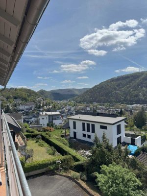 Erstbezug nach Sanierung: 3-Zimmer-Wohnung mit Balkon, Einbauküche & Traumblick auf Bad Ems