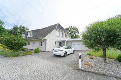 Großzügige, leerstehende und moderne Doppelhaushälfte in Großenkneten-Ahlhorn