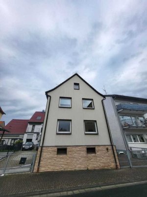 Vielseitiges Mehrgenerationenhaus mit großem Anbau und Ausbaupotenzial in Freigericht-Somborn