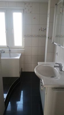 Freundliche 3-Zimmer-Wohnung mit gehobener Innenausstattung mit Balkon in Kaiserslautern