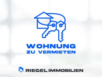 Sie hier? Wir auch! Attraktive 3- Zimmer- Wohnung mit Balkon und Stellplatz