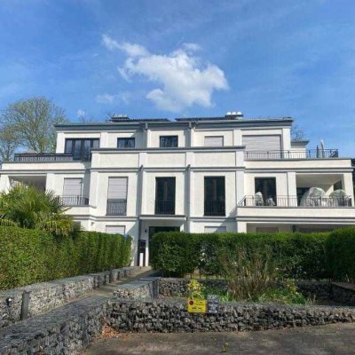 Wunderschöne ruhige Wohnung mit zwei Balkonen und guter Ausstattung