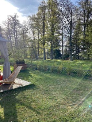 Stilvolle, geräumige und sanierte 2-Zimmer-Wohnung mit Einbauküche in Königsfeld