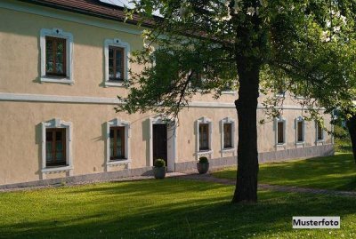 Landwirtschaftl. Anwesen in freier, ruhiger und sonniger Wohnlage