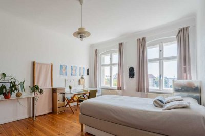 Provisionsfrei: Lichtdurchflutete 1-Zimmer-Wohnung mit Parkblick – Prenzlauer Berg (Nord)