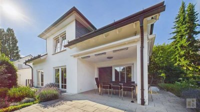 Moderne Villa mit traumhaftem Gartenidyll und luxuriösem Wohnambiente in Wiesbaden