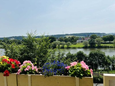 Möblierte Moselblick 2-Zimmer Wohnung zur Zwischenmiete mit Balkon im 1. OG in Trier-Biewer
