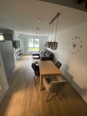 Maisonette-Wohnung mit Duplex-Carport in gepflegtem Neubau