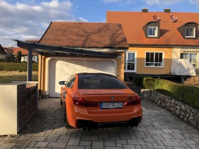 Charmante und gepflegte Doppelhaushälfte mit Einzelgarage in traumhafter Ortsrandlage in Altomünster