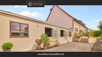 Reitanlage in Bayern mit historischem Wohnhaus und gepflegten Trainingsbedingungen!