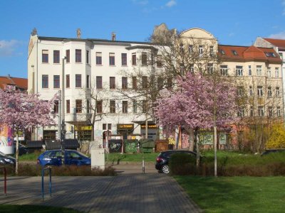 Helle 4-Exklusive 4 Raum-Wohnung mit gehobener Innenausstattung und Einbauküche