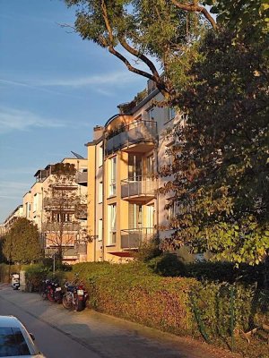 Von privat, bezugsfreies, sehr  schönes und ruhiges 1-Zimmer Apartment in München-Moosach