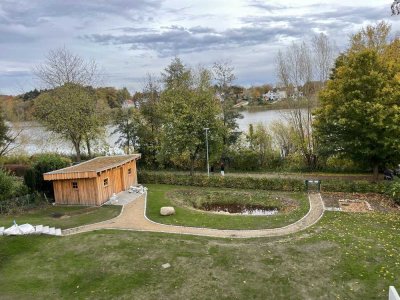 Erstklassige Lage direkt am Reinfelder Herrenteich!