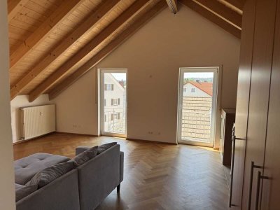 Neuwertige 3-Zimmer-Wohnung mit Balkon und Einbauküche in Dietfurt