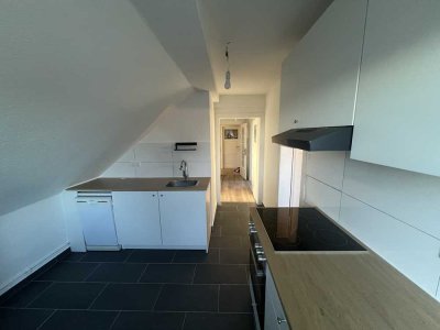 OFFENE Besichtigung am 01.07. um 16:45 Uhr - Helle 2-Zimmer-Wohnung in ruhigem 5 Parteien Haus