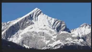 Schicke 2,5-Zimmer Wohnung mit Balkon im 2. OG in Garmisch-Partenkirchen