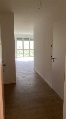 Helle 2-Zimmer-Wohnung in grüner, zentraler Lage Erstbezug nach Neubau