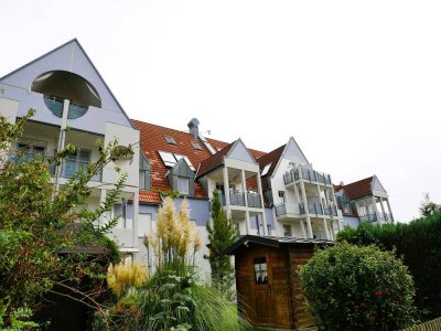 Attraktive DG-Maisonette mit Charme & Balkon - Top Lage MERING
