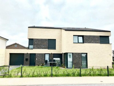 Moderne Doppelhaushälfte mit 5 Zimmern in Wendschott