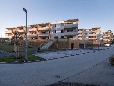 PROVISIONSFREI - Schöne 4-Zimmer-Wohnung mit Balkon - geförderte Miete - 4 Zimmer