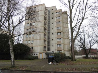 **KREFELD-GARTENSTADT*3-ZIMMER-WOHNUNG MIT BALKON UND AUFZUG IM 2.OG. IN BEVORZUGTER WOHNLAGE