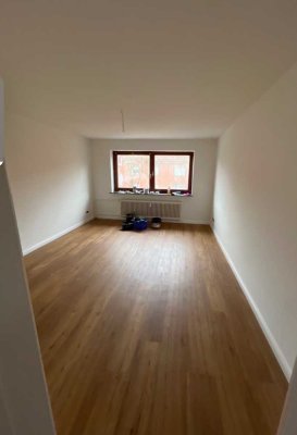 Sanierte 1-Zimmerwohnung zentral in HH-Harburg
