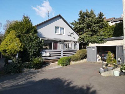 3-Parteien Mehrfamilienhaus - 2 Wohnungen leerstehend