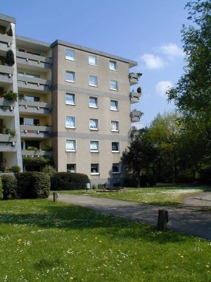 ...2-RAUMWOHNUNG IN DISTELN MIT BALKON...