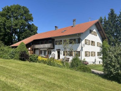 3-Raum-Wohnung mit Terrasse, EBK und Panoramablick in Hauptmannsgreut