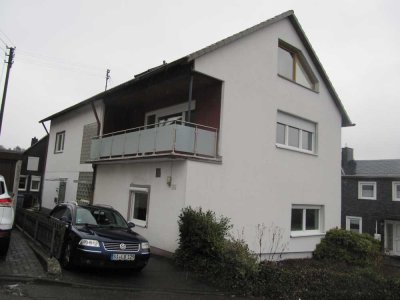 103 qm, 3 ZKB, Balkon, neu sanierte Wohnung in Mudersbach