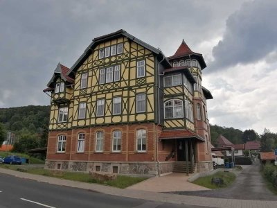 Schöne und gepflegte 2-Raum-Wohnung mit Balkon in Hildburghausen