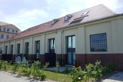 BEZUGSFREI! "Am Funkerberg" - Quadrillenhalle: Stilvolle 2-Zimmer-Wohnung mit Gartenterrasse