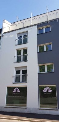 Stilvolle, neuwertige 4-Raum-Penthouse-Wohnung mit gehobener Innenausstattung mit Balkon in Lahr